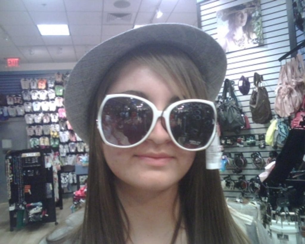 Boşanmış bayanım kendime erkek arkadaş arıyorum, Kendime erkek arkadaş arıyorum 