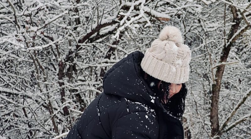 Kadınlarla Sohbet Et, Kadınlarla Canlı Sohbet, Kadınlarla Sanal Dostluklar Kurun, Çok Amaçlı Kadınlarla Arkadaşlık Siteleri, Kadınlarla Arkadaşlık
