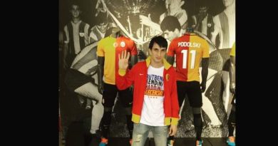 MERHABA İSTANBULDA İKAMET EDİYORUM